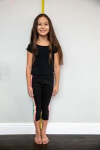 Measure Height | Kelly Williams Photography Full Length of young girl | How to get your child a modeling agent in Dallas, Texas 2025